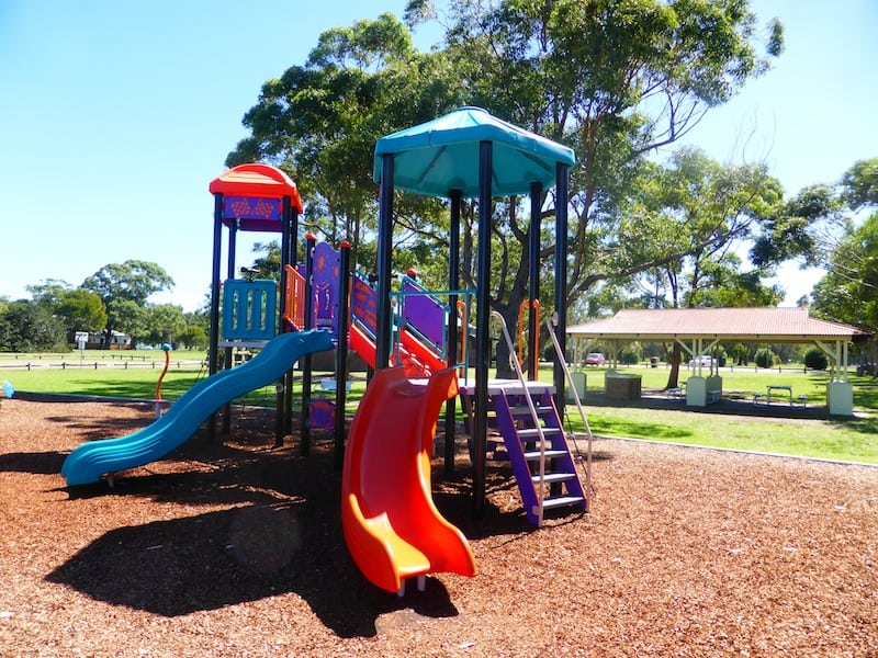 Situated close to Lake Macquarie, Rathmines Park is a fun plane-themed playground. Once the home to the RAAF Catalina Flying Boat Base, the playground incorporates different plane-themed play equipment including a plane that kids can climb into and over and a little plane wobbly. What’s terrific about this park is that it caters to different age groups. It has baby swings and stairs that toddlers can climb up as well a huge climbing structure, a flying saucer swing and a mega flying fox for older kids. For a family day out that combines fun and history, visit Rathmines Park